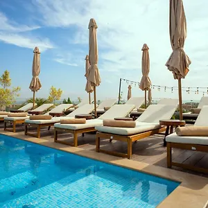 4* فندق Longue Vie